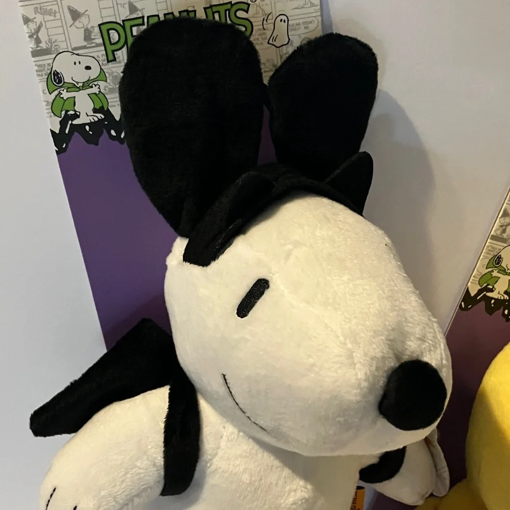 Peanuts charming snoopy